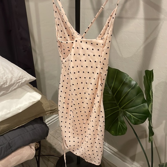 Never worn Pink polka dot midi dress - Picture 3 of 3